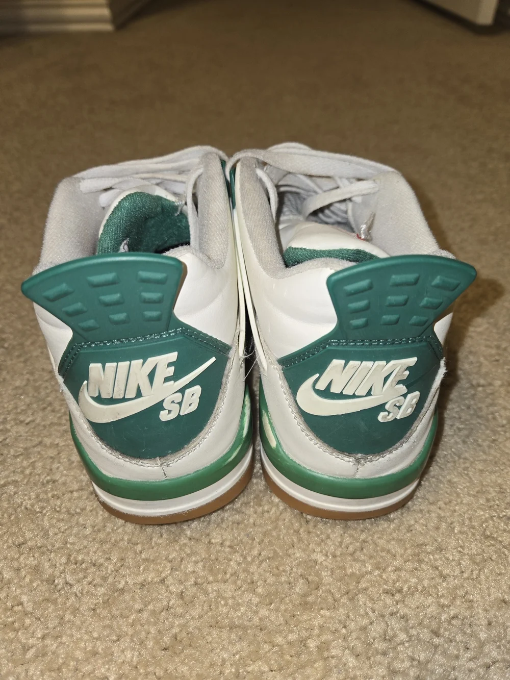 Nike SB x Air Jordan 4 Retro SP 